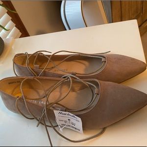 Chinese Laundry lace up flats